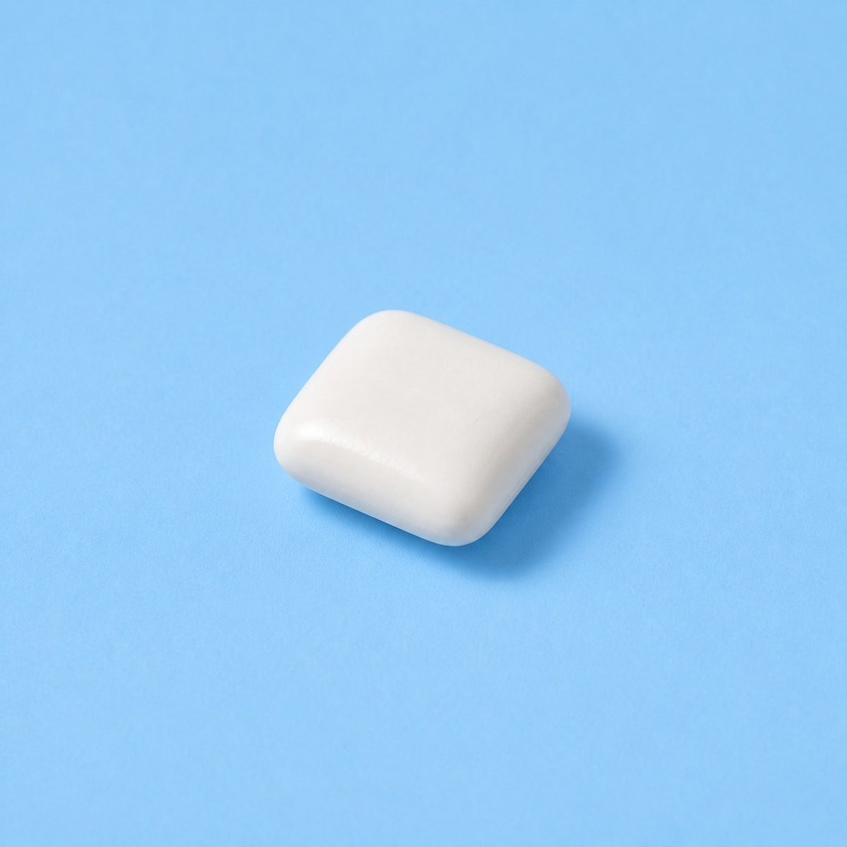 A piece of ENAMELIFT gum, close up